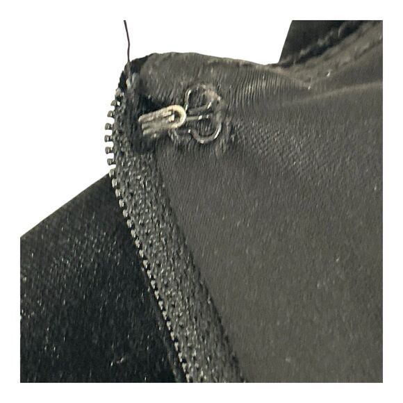 Torrid Black Velvet Surplice Dress A-line Sleeveless V-neck Party Prom Size 12 - Picture 14 of 16